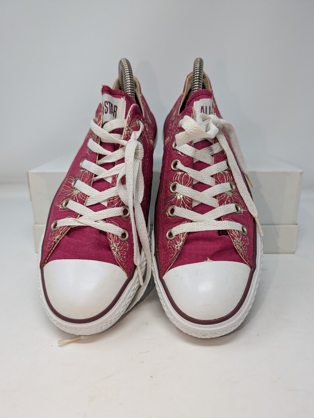 Women's Converse All Star Low Top Raspberry With  Flower Embellishments Size 7